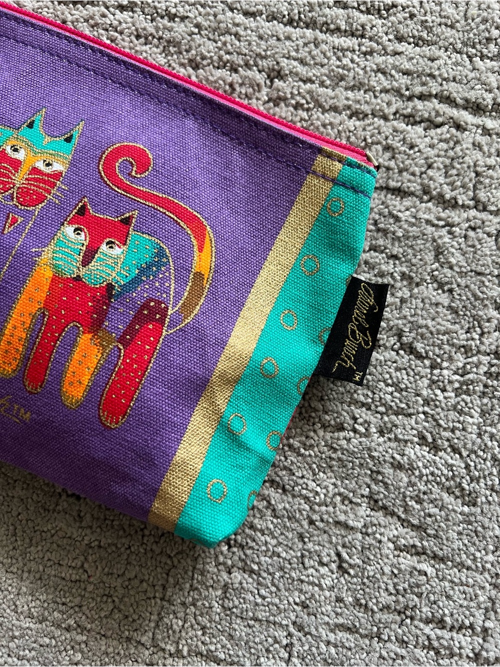 Laurel Burch Multicolor Cat Print Zip Pouch - Picture 3 of 11